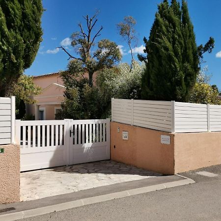 Les Cigalous Bed & Breakfast Restinclieres Dış mekan fotoğraf