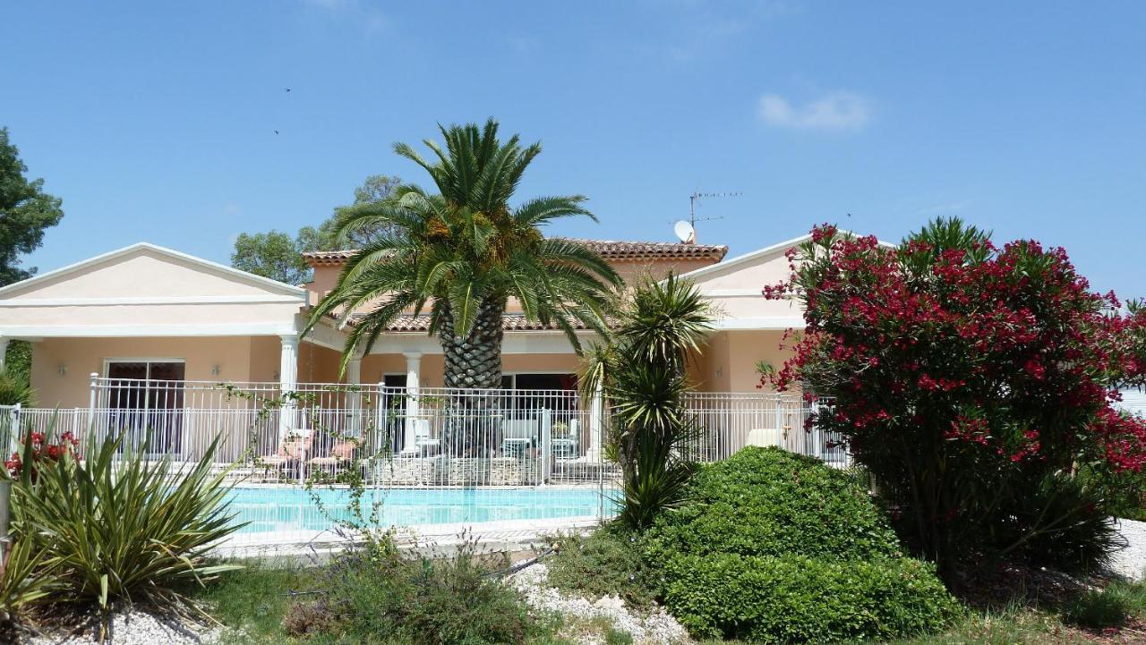Les Cigalous Bed & Breakfast Restinclieres Dış mekan fotoğraf
