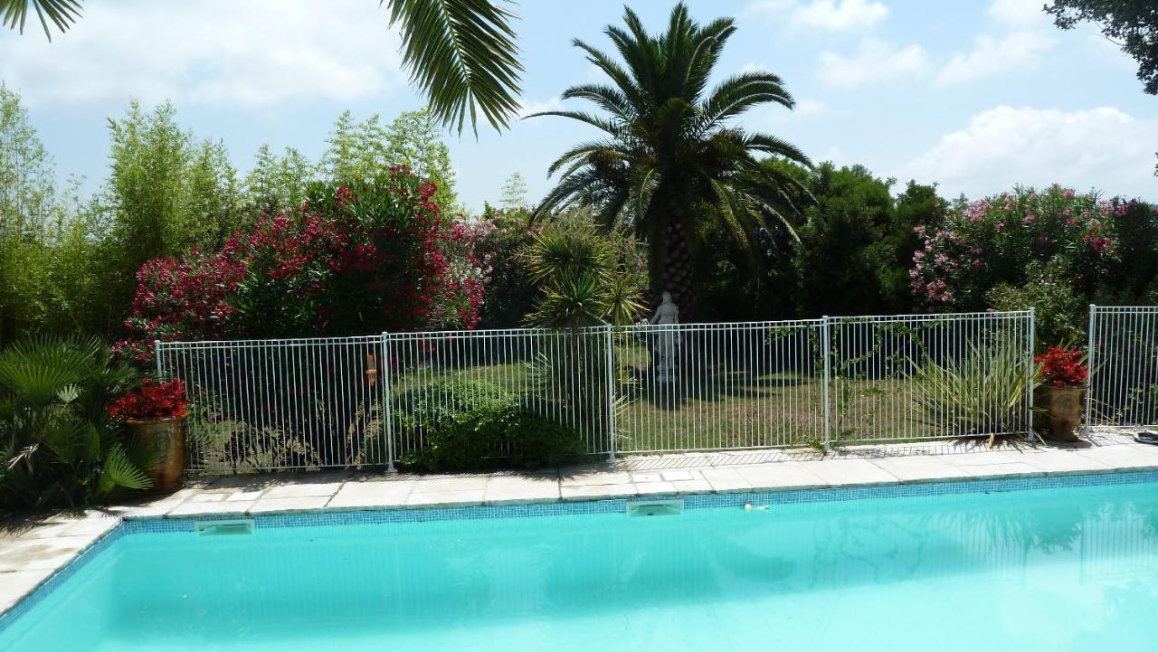Les Cigalous Bed & Breakfast Restinclieres Dış mekan fotoğraf