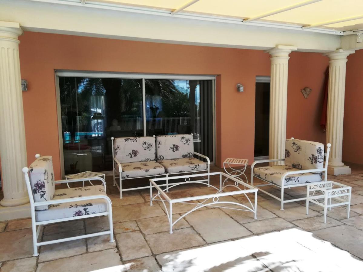 Les Cigalous Bed & Breakfast Restinclieres Dış mekan fotoğraf