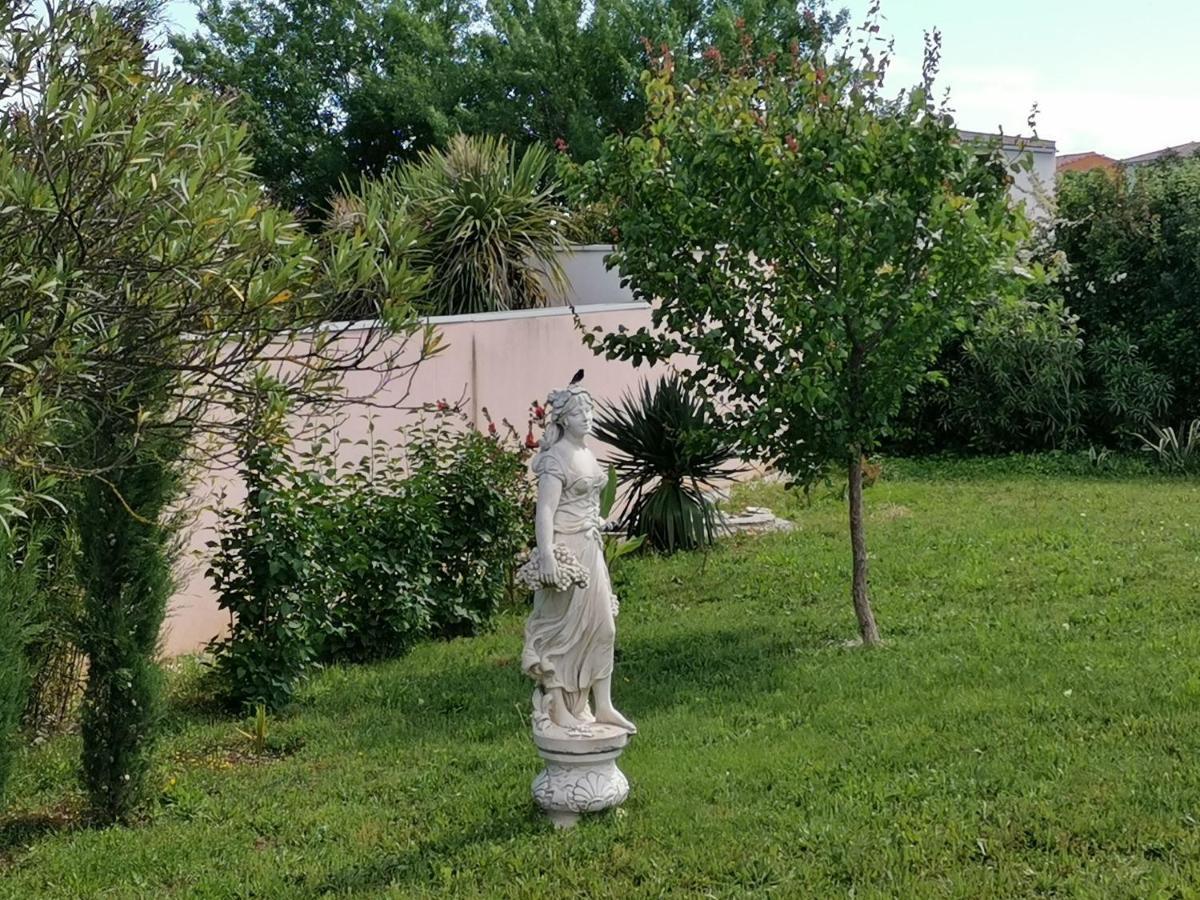 Les Cigalous Bed & Breakfast Restinclieres Dış mekan fotoğraf